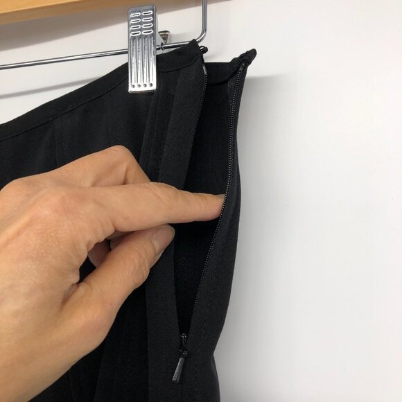 hanna & gracie Black Flared Knee Length Midi Skirt size 10 - Picture 8 of 13